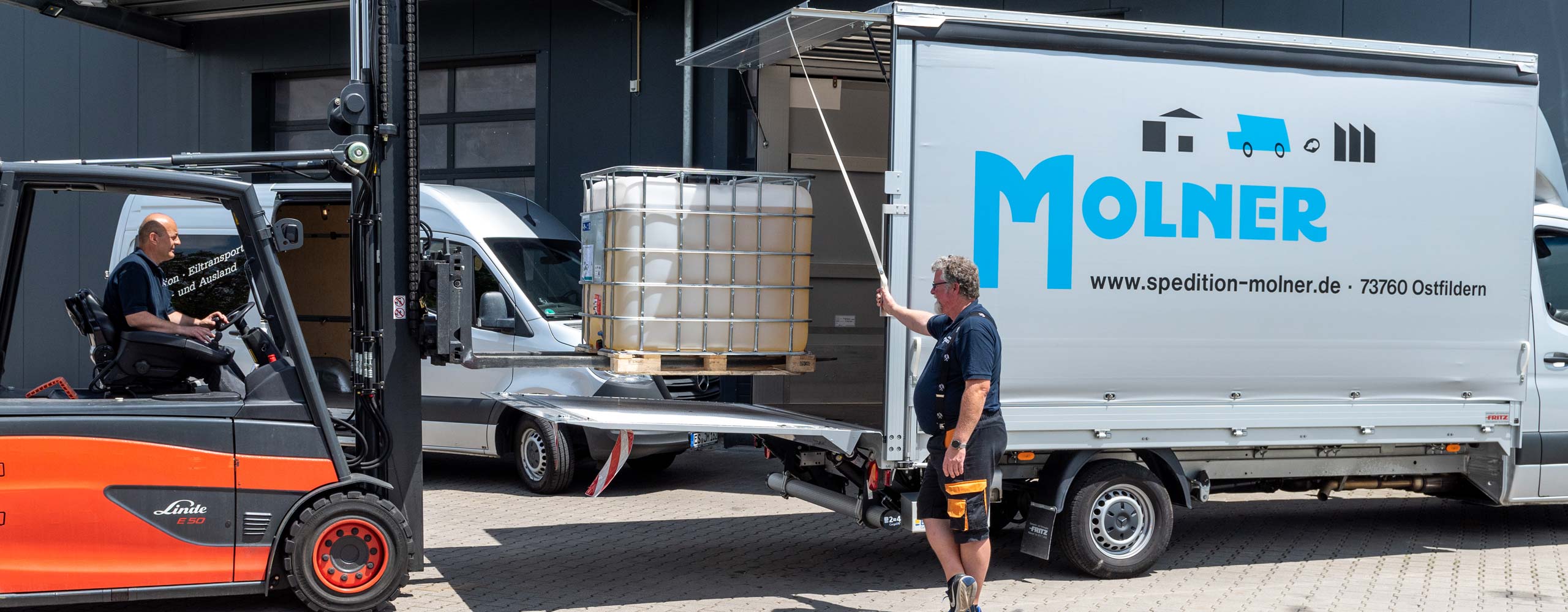 Gefahrgut- und Abfalltransporte